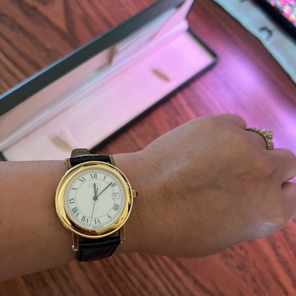 Gucci watch